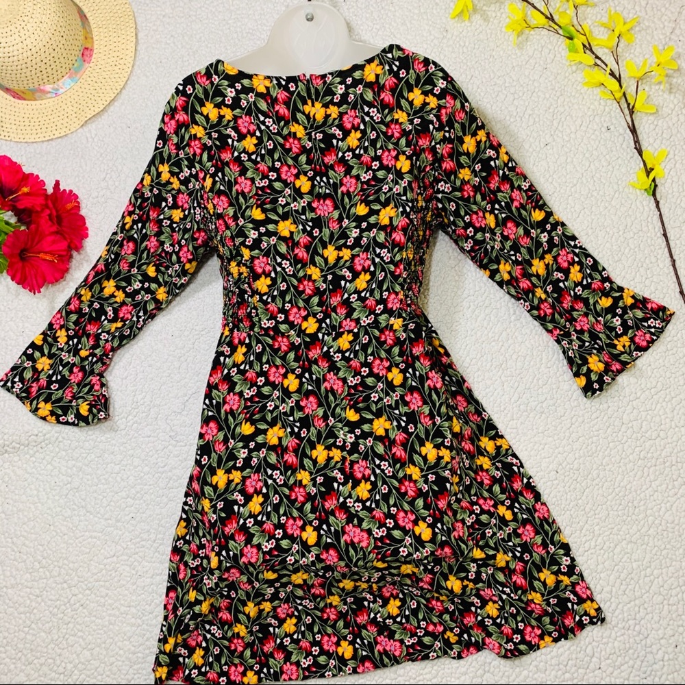 Old navy floral multi color dress large w/sleeves